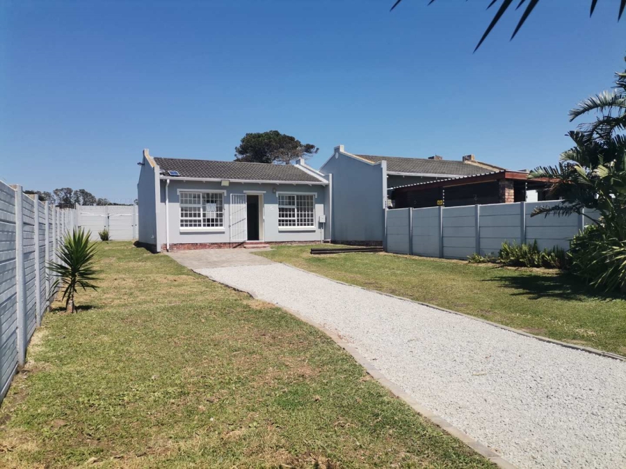 2 Bedroom Property for Sale in Sherwood Eastern Cape